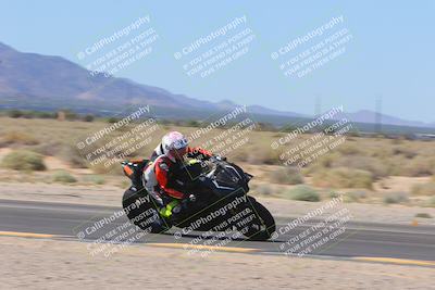 media/Sep-25-2023-Moto Forza (Mon) [[81ffa65e0a]]/B-C Group/Session 3 (Turn 16 Inside)/